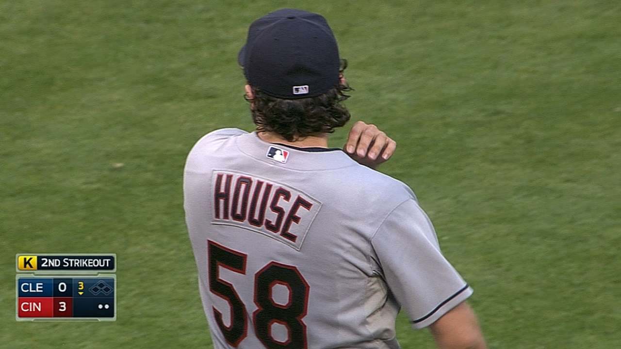 Tribe's bats frozen in finale loss against Reds