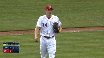 Strained flexor mass tendon sends Bailey to DL