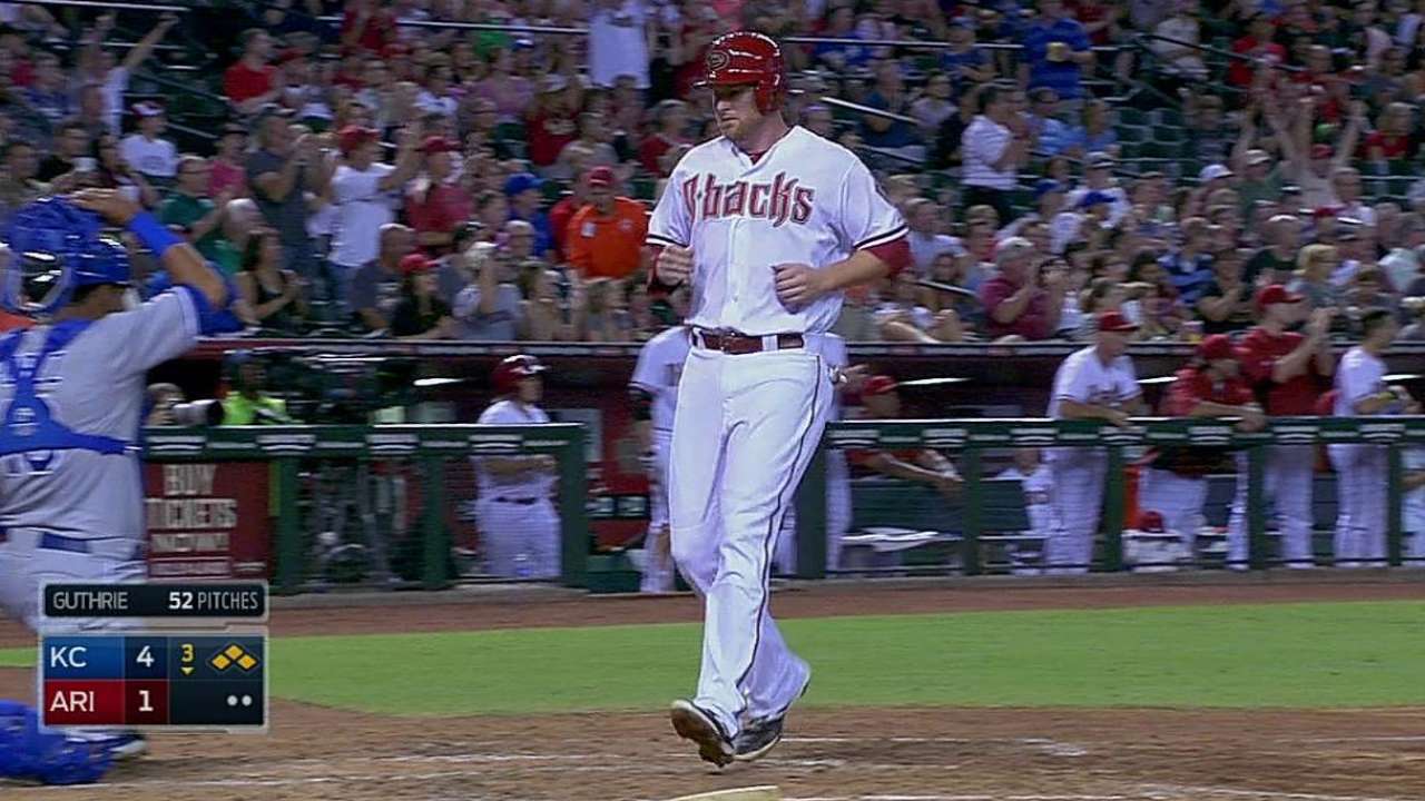 D-backs topped in finale on Nuno's rocky outing