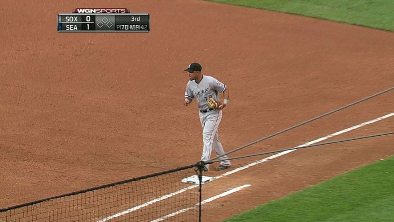 White Sox hurlers surrender four homers to M's