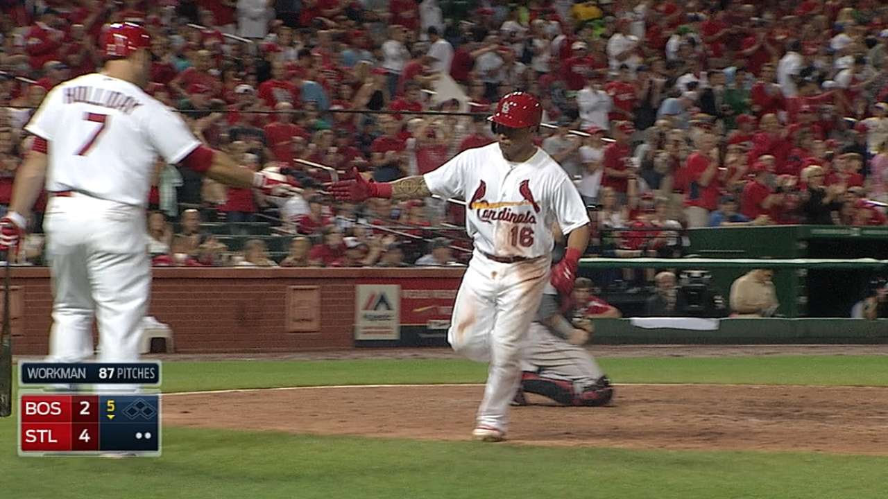 On two-homer night, Wong's thoughts drift homeward