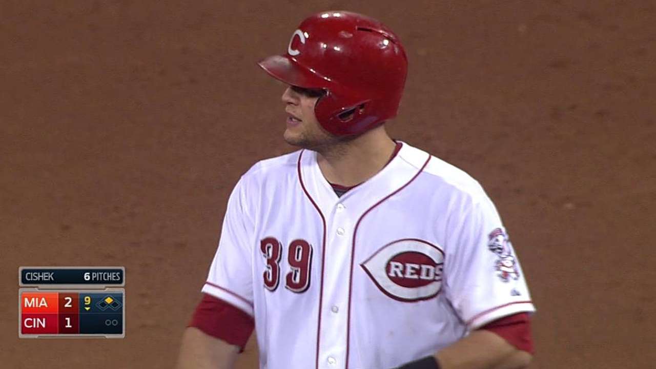 Reds can't solve Eovaldi; rally in ninth falls short