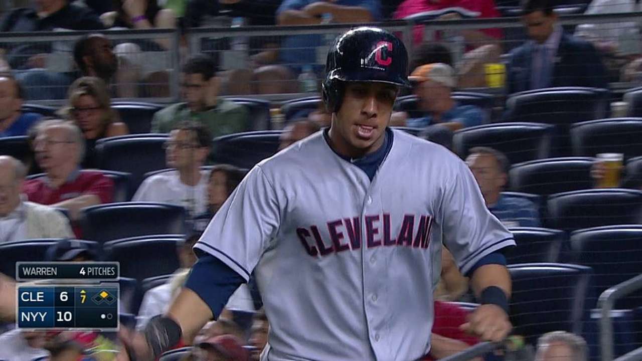 Murphy, Swisher exit due to injury