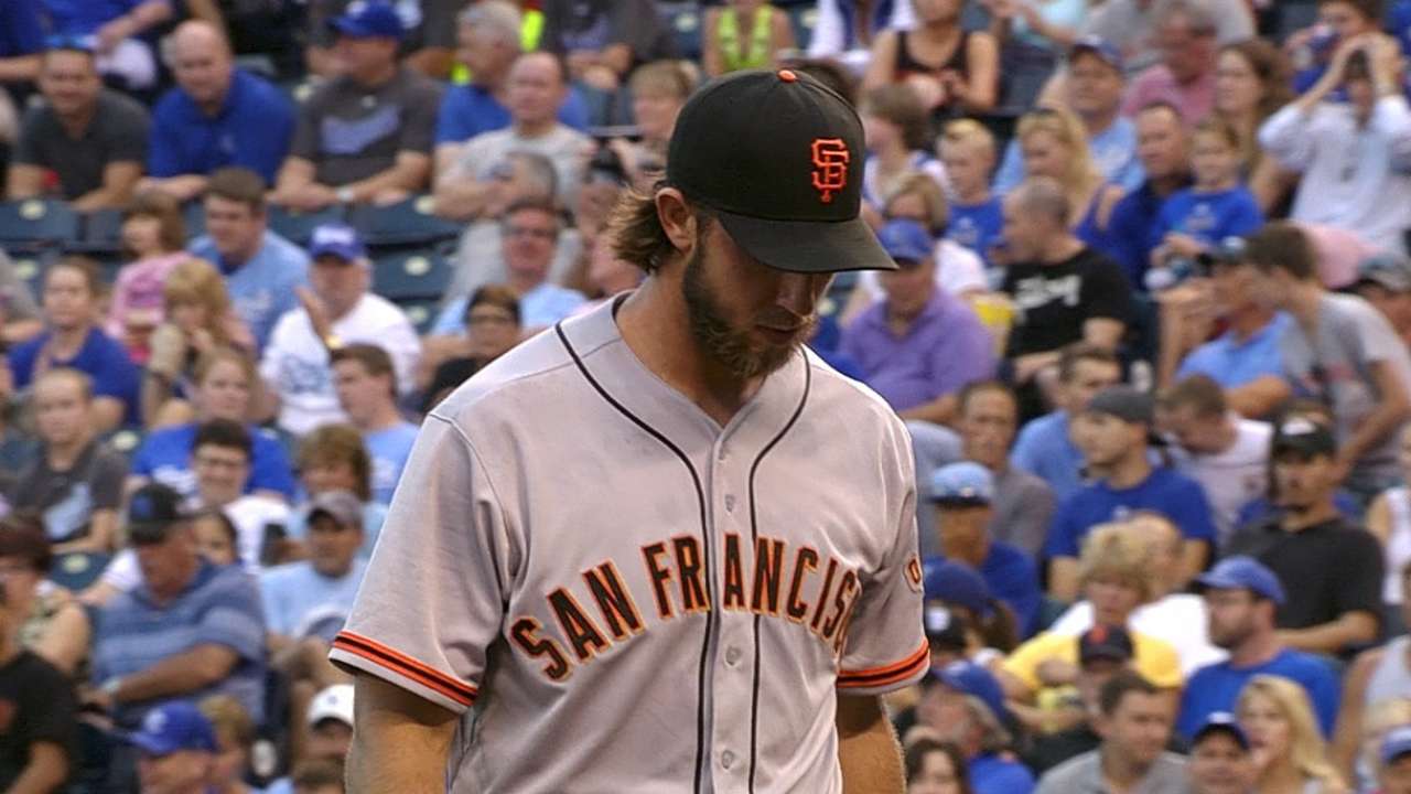 Defense hurts Bumgarner's cause in loss to Royals