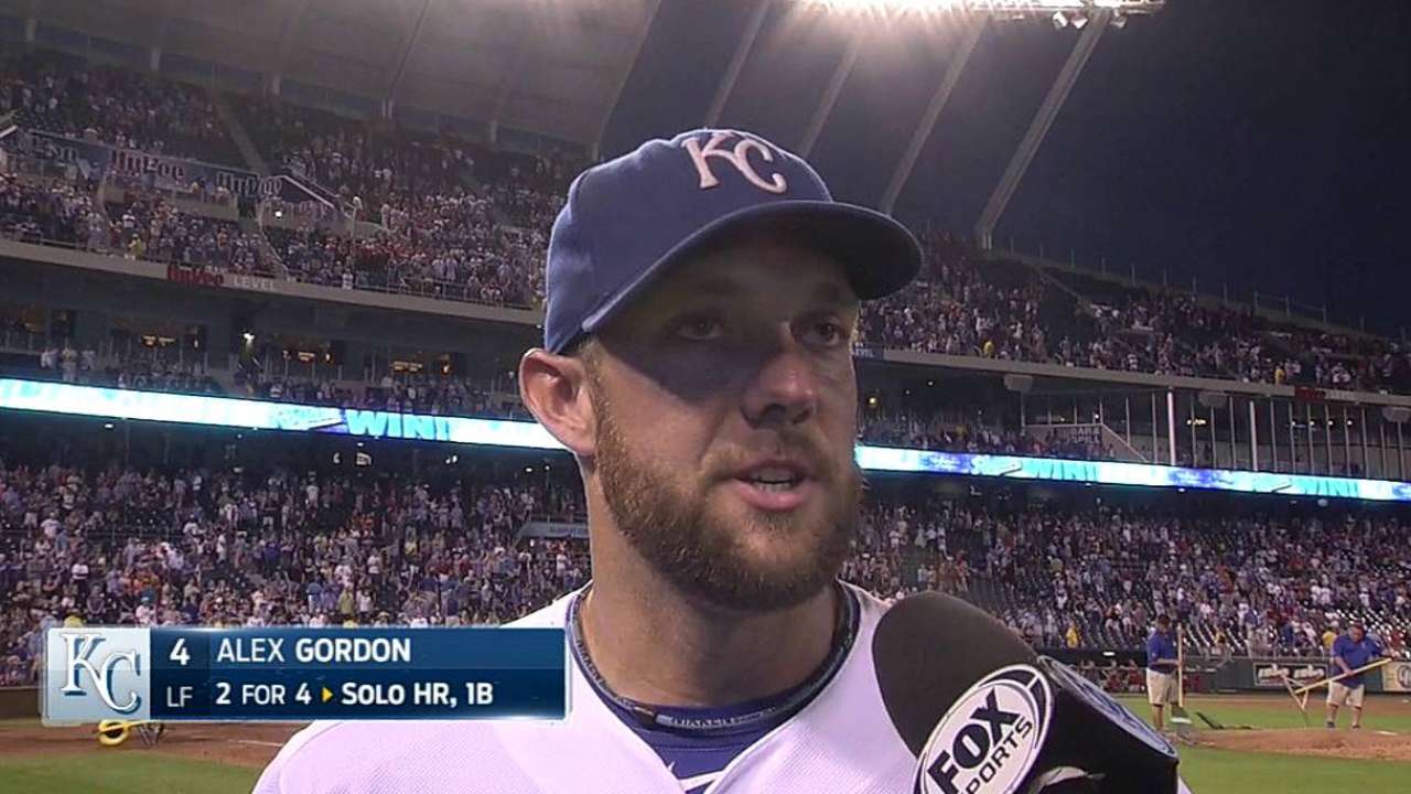 Gordon honors Nebraska with homer, fight song