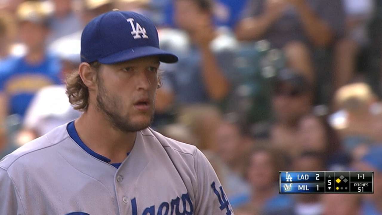 Kershaw spoils squeeze attempt with diving catch