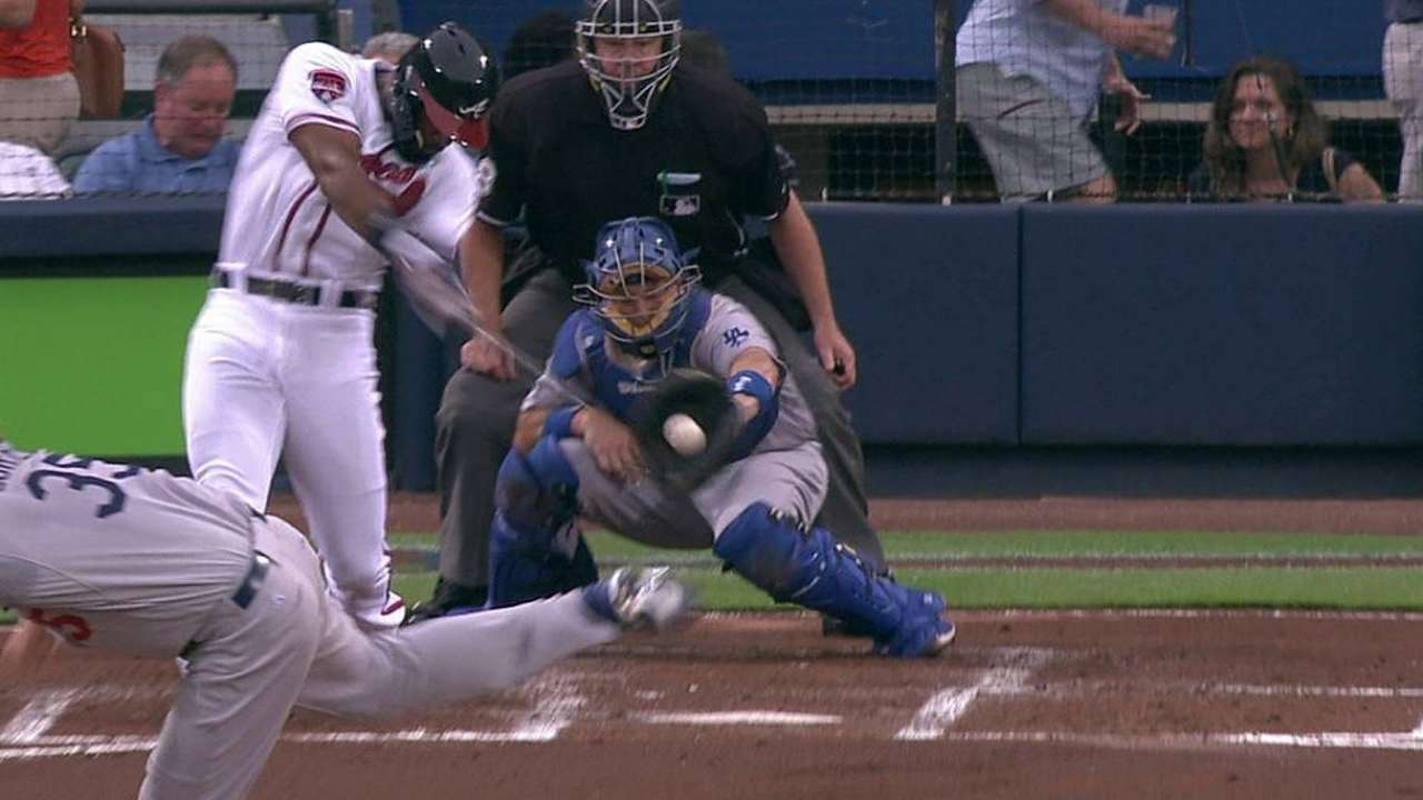 Correia derrotó a Bravos en su debut con Dodgers