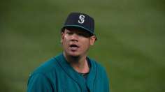 Felix extends record run as bats bring thunder
