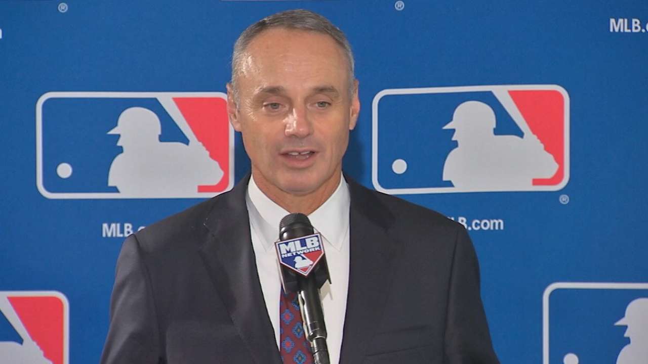 Manfred groomed to lead MLB from early age