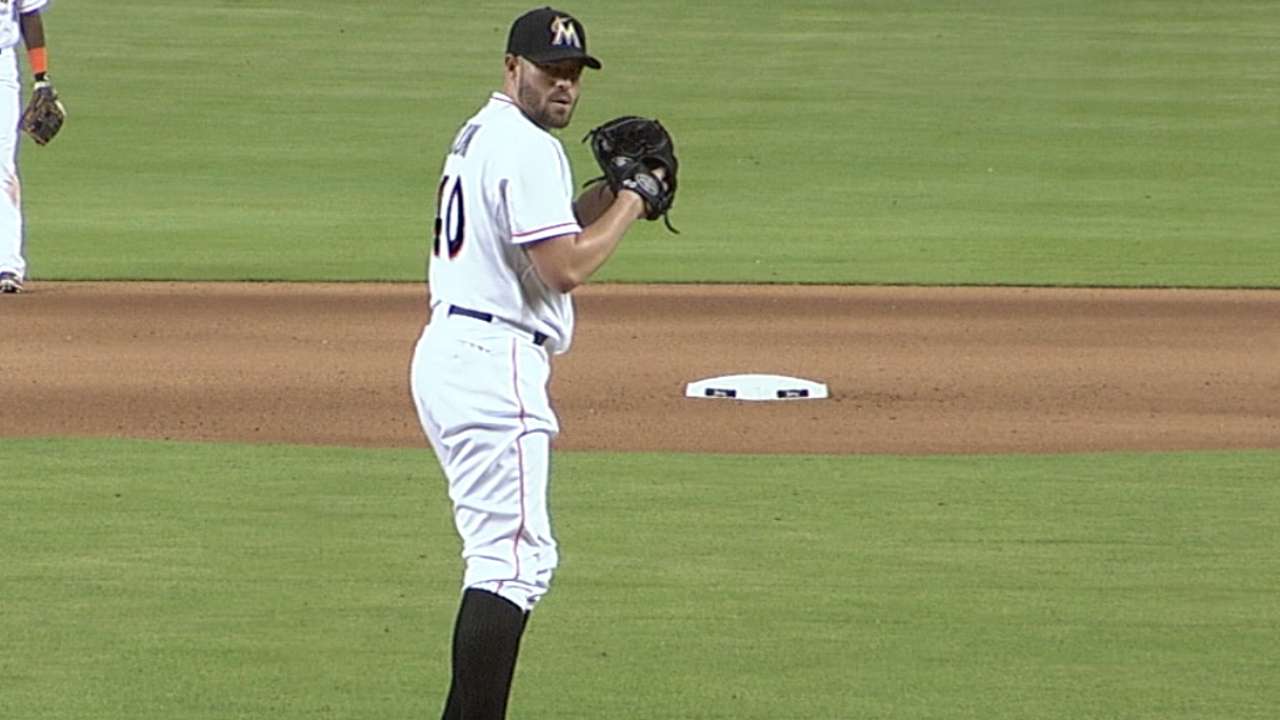 Dunn sets Marlins mark with 10th relief win