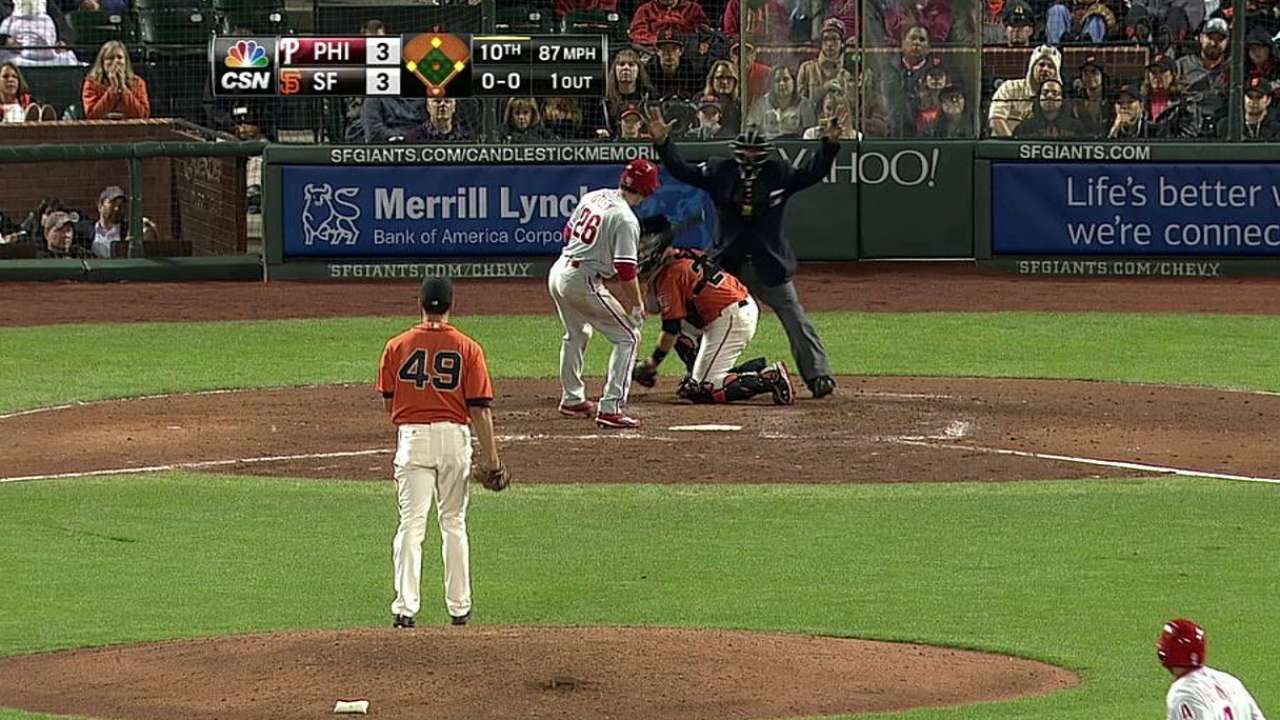 Golpe a Utley da triunfo a Filis sobre los Gigantes