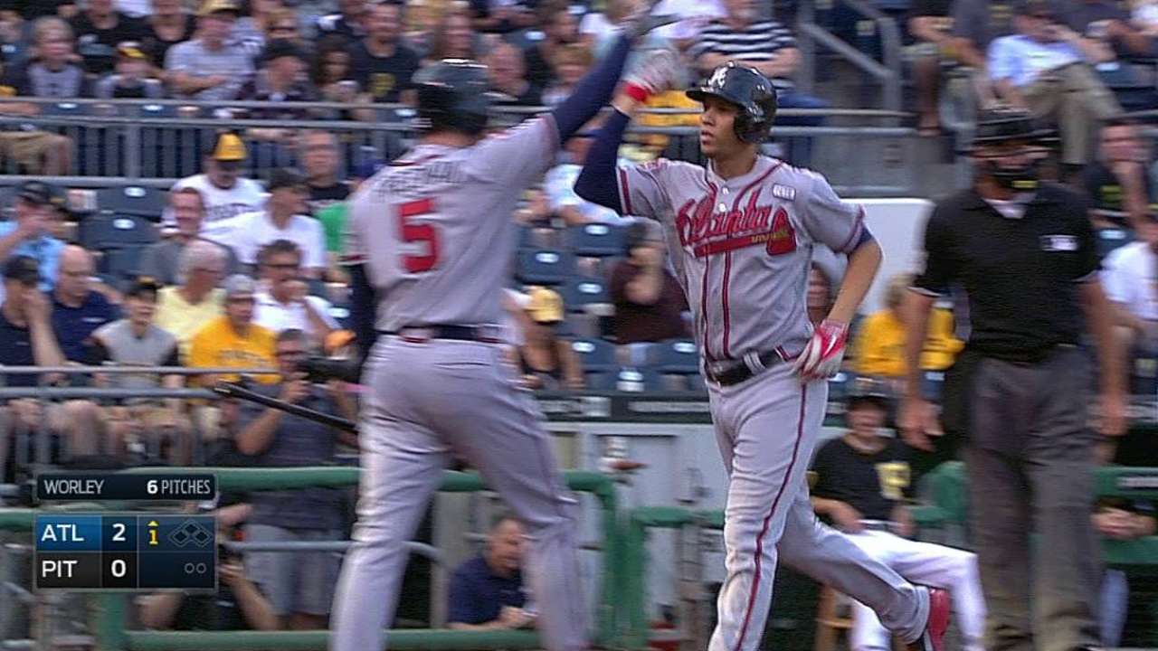 Bravos le madrugan a Worley y hunden a Piratas