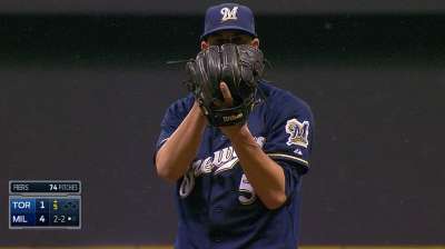 Amid historic run, Fiers tries not to look at numbers