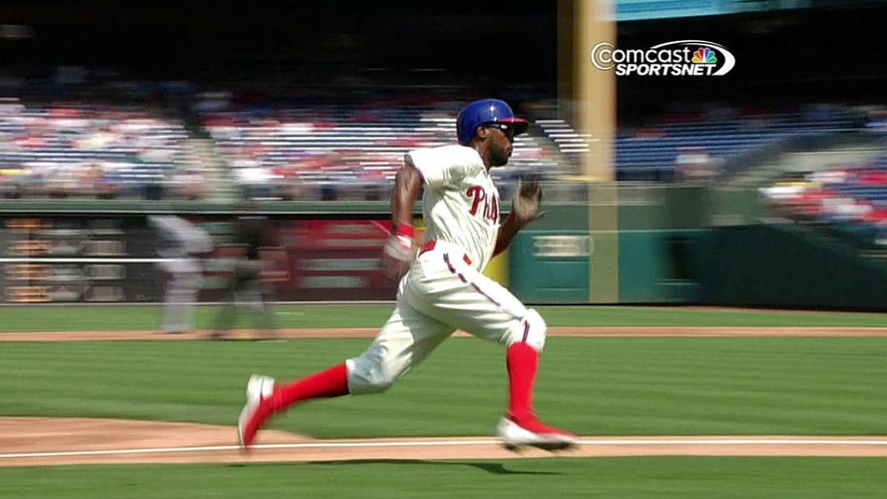 Bullpen de Filis dominó en victoria sobre Marineros