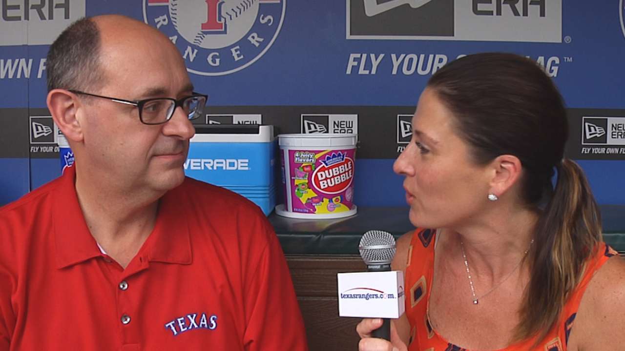 Father of Texas ballpark Schieffer set for Rangers HOF