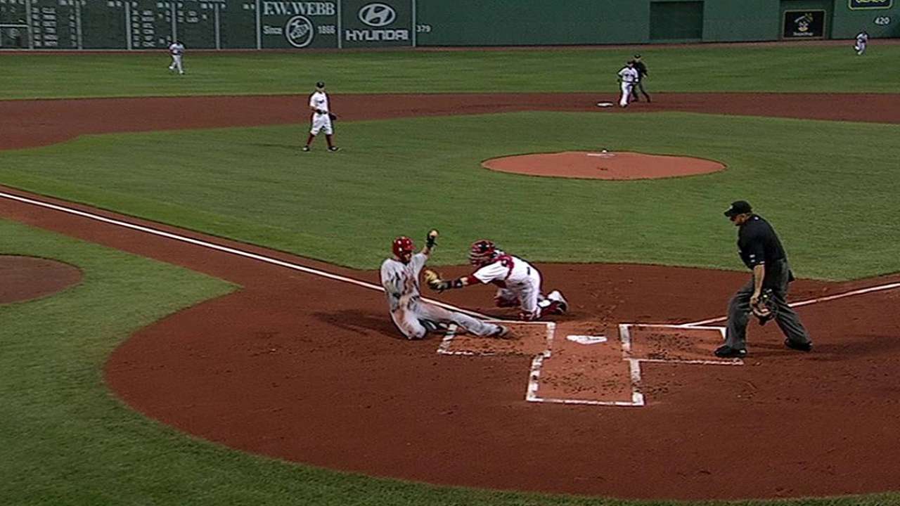 Cespedes exits game due to personal matter