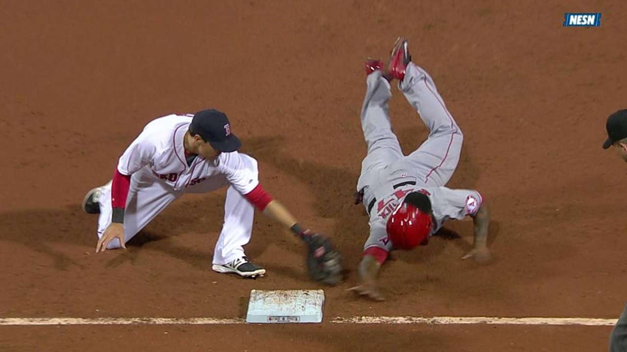 Call overturned after Farrell challenges