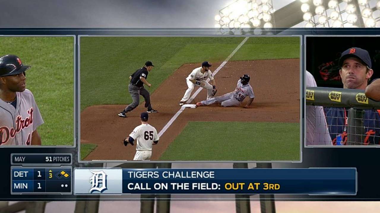 Ausmus gets call overturned; Tigers capitalize for run