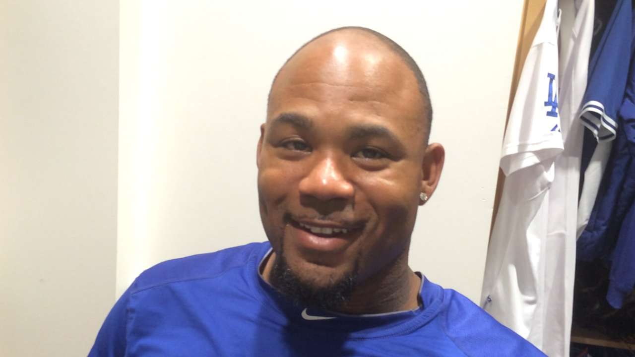 With players' support, Chicago team in LLWS final