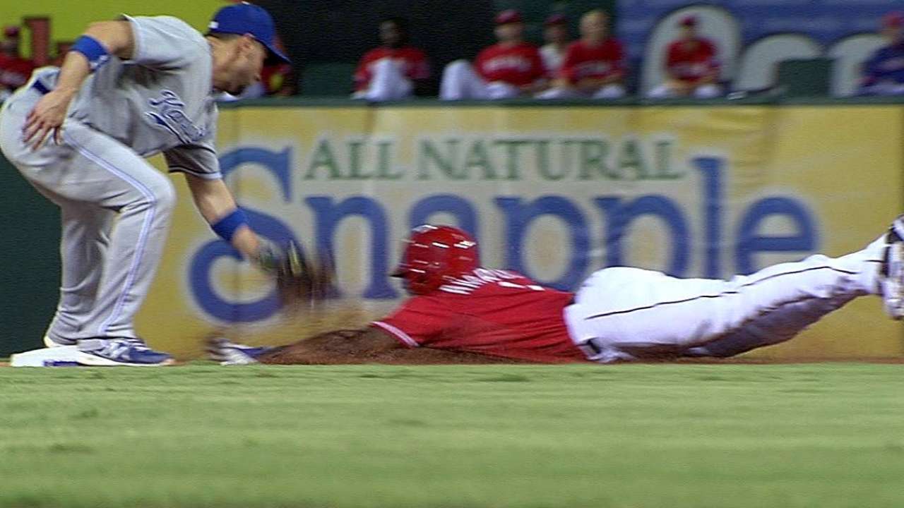 Rangers, Royals each lose replay challenge