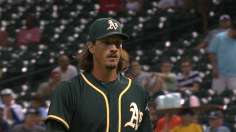 Samardzija fans 10 as A's return to West tie