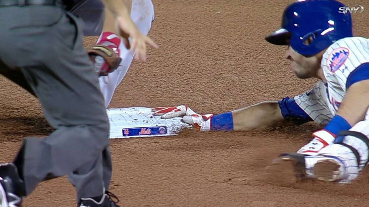 Braves lose replay challenge in fourth inning vs. Mets