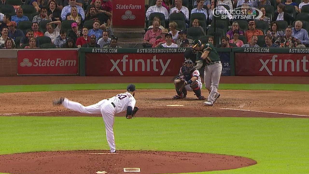 Poder de Carter hundió a los Atléticos en Houston