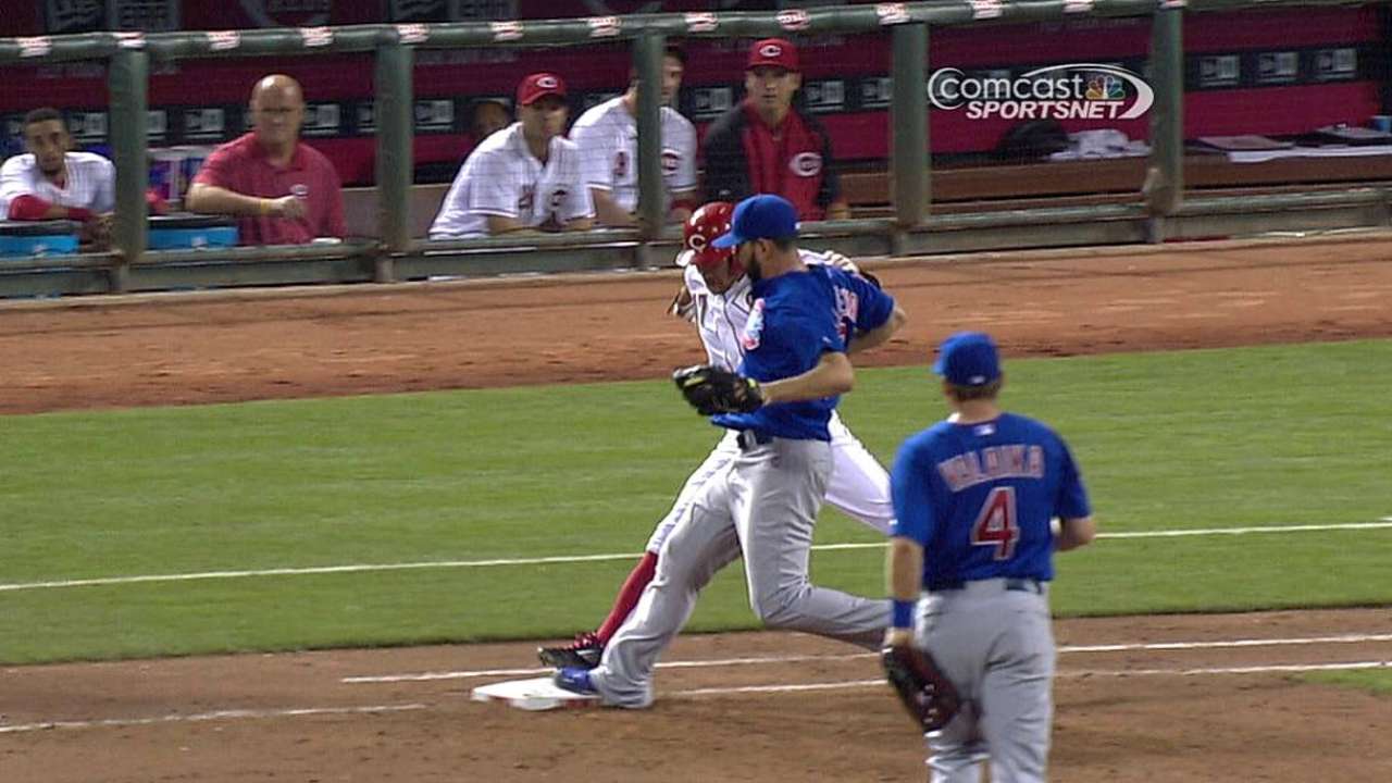Cubs win challenge on safe call at first base