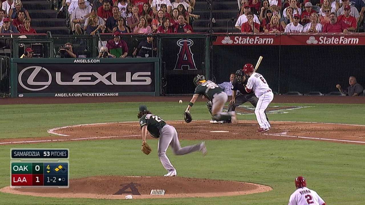 Ocho pitchers de Angelinos vencen a los Atléticos