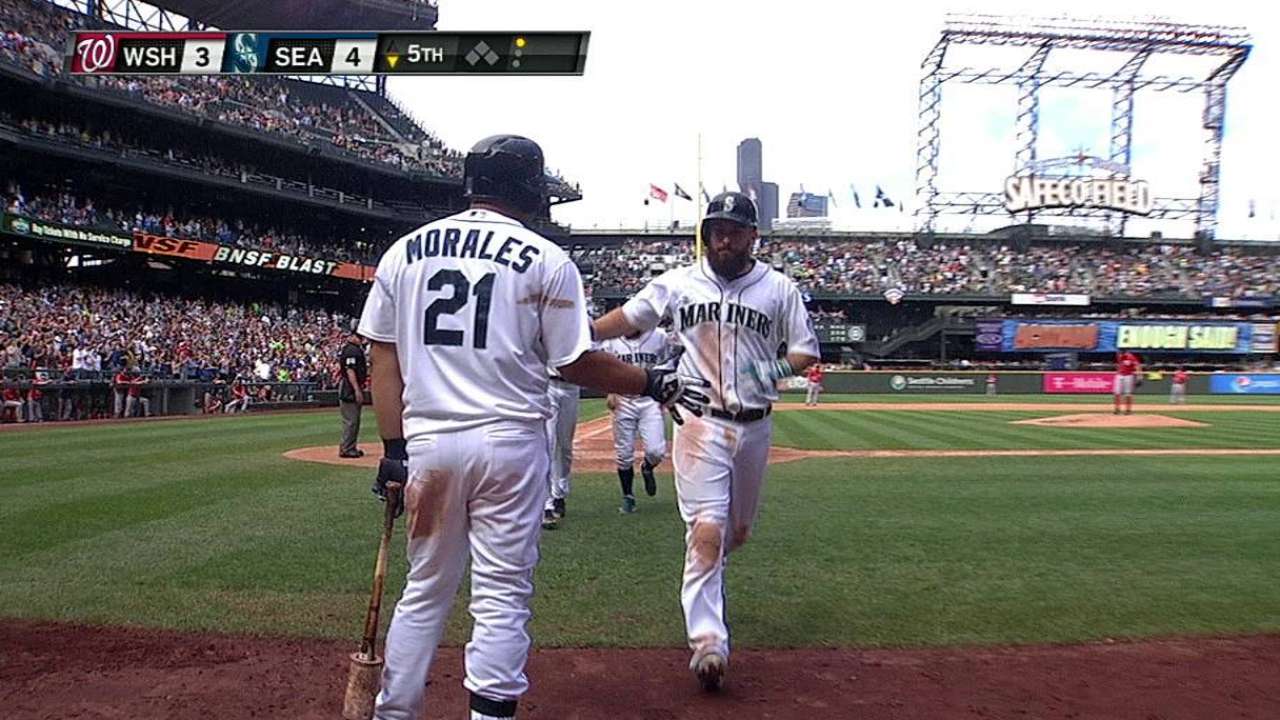 Ackley y Marineros sacaron el del honor en casa