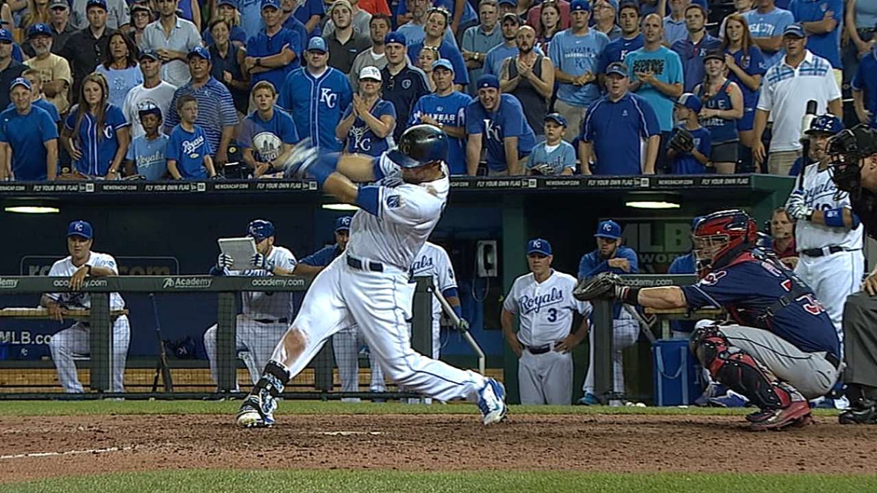 Royals rally but fall short in suspended game vs. Tribe