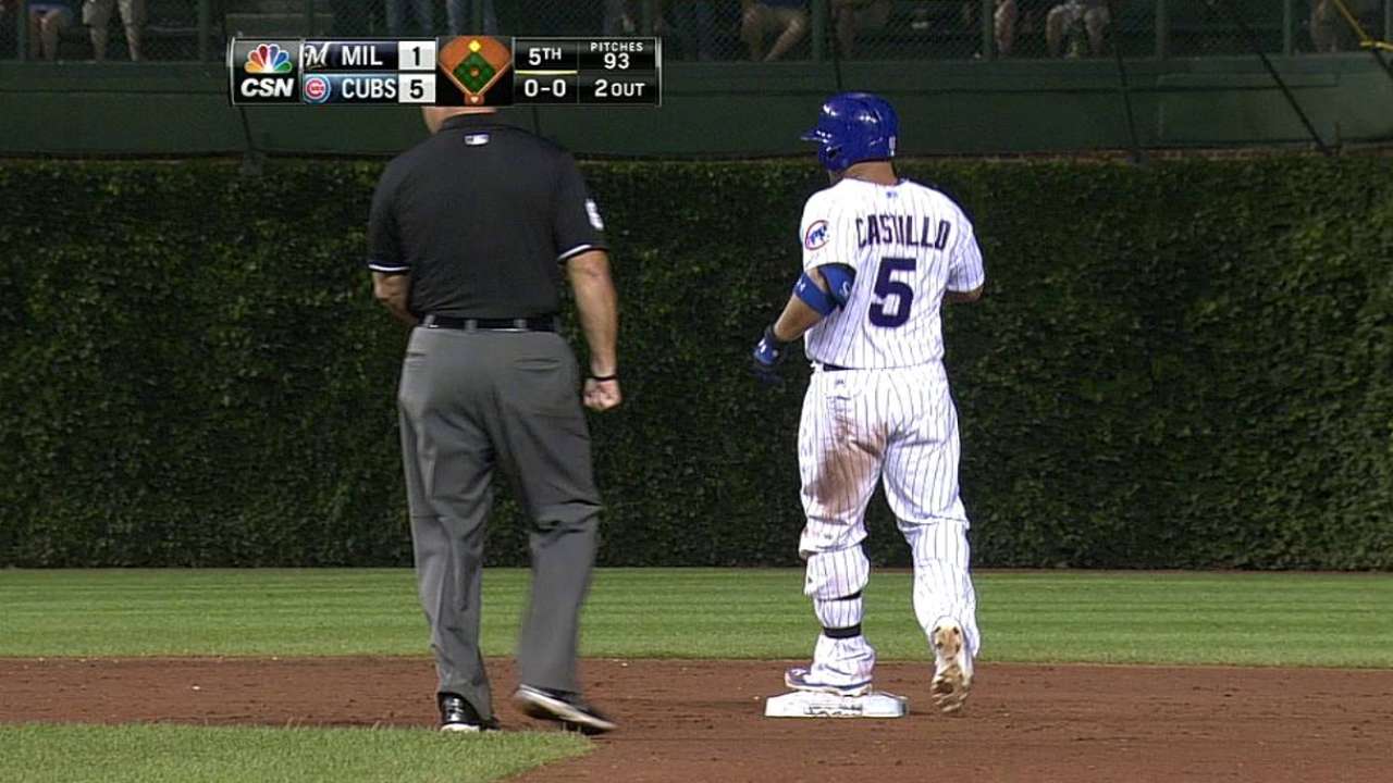 Cubs le propinan a Milwaukee su séptimo revés al hilo