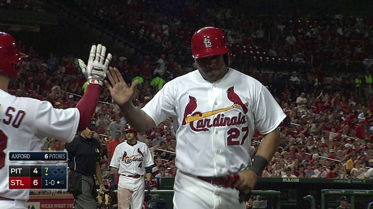 Wainwright se fajó vs. Piratas para ganar su 16to