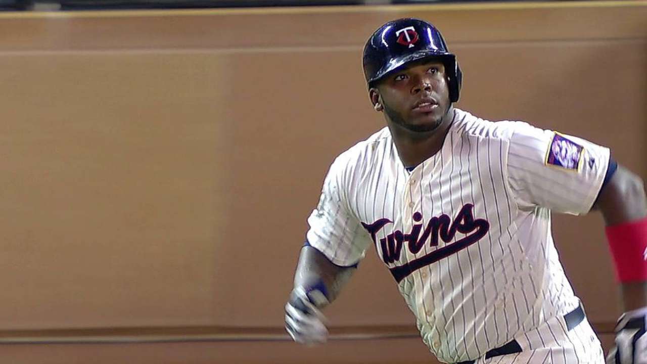 Vargas jonroneó y Mellizos apalearon a White Sox