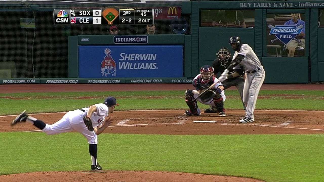 Ramírez jonronea pero White Sox caen con Indios