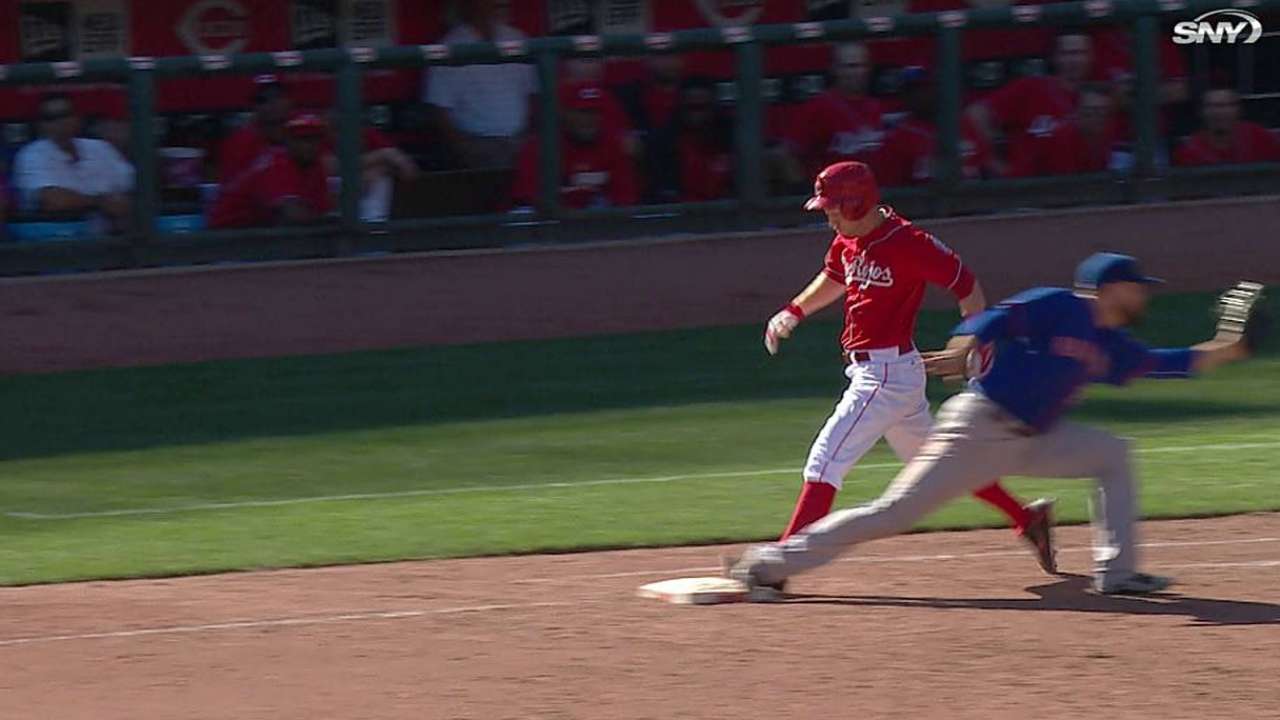 Replay extends ninth, but Reds can't capitalize