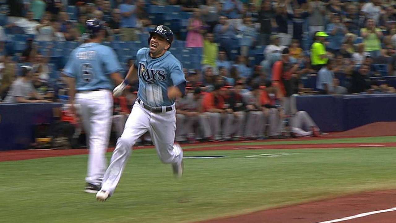 DeJesus' inside-the-park homer