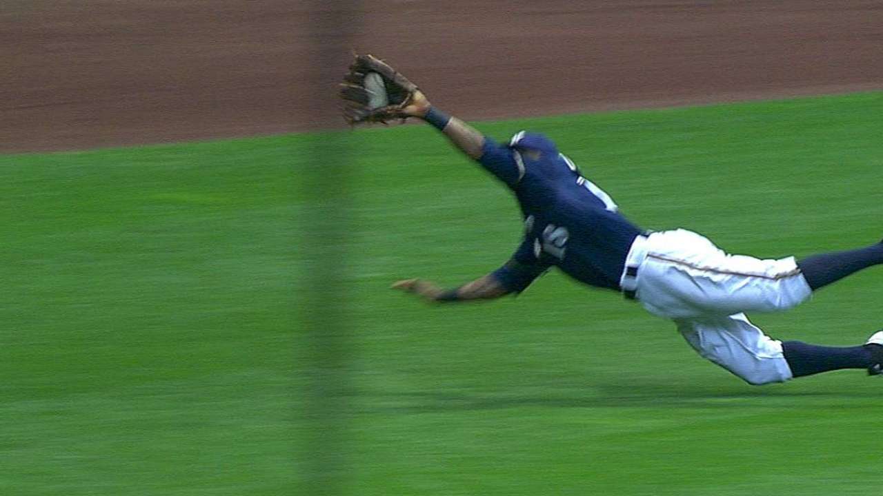 Davis' terrific diving catch
