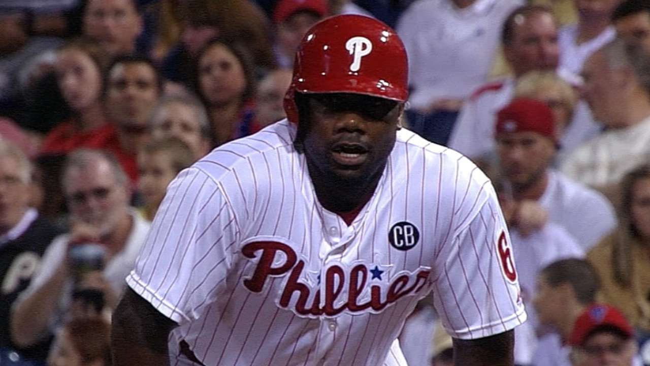 Rollins gets Phils going, but late rally falls short