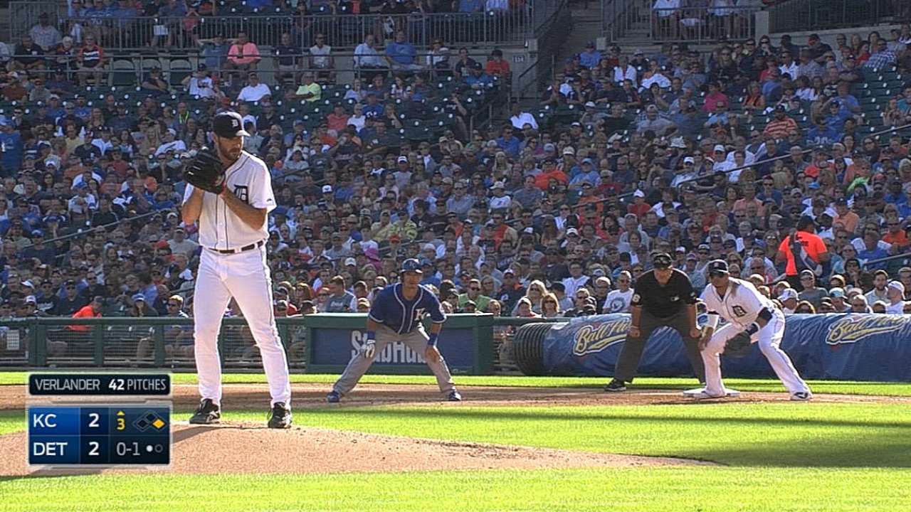 Ausmus stacks the deck for Royals series