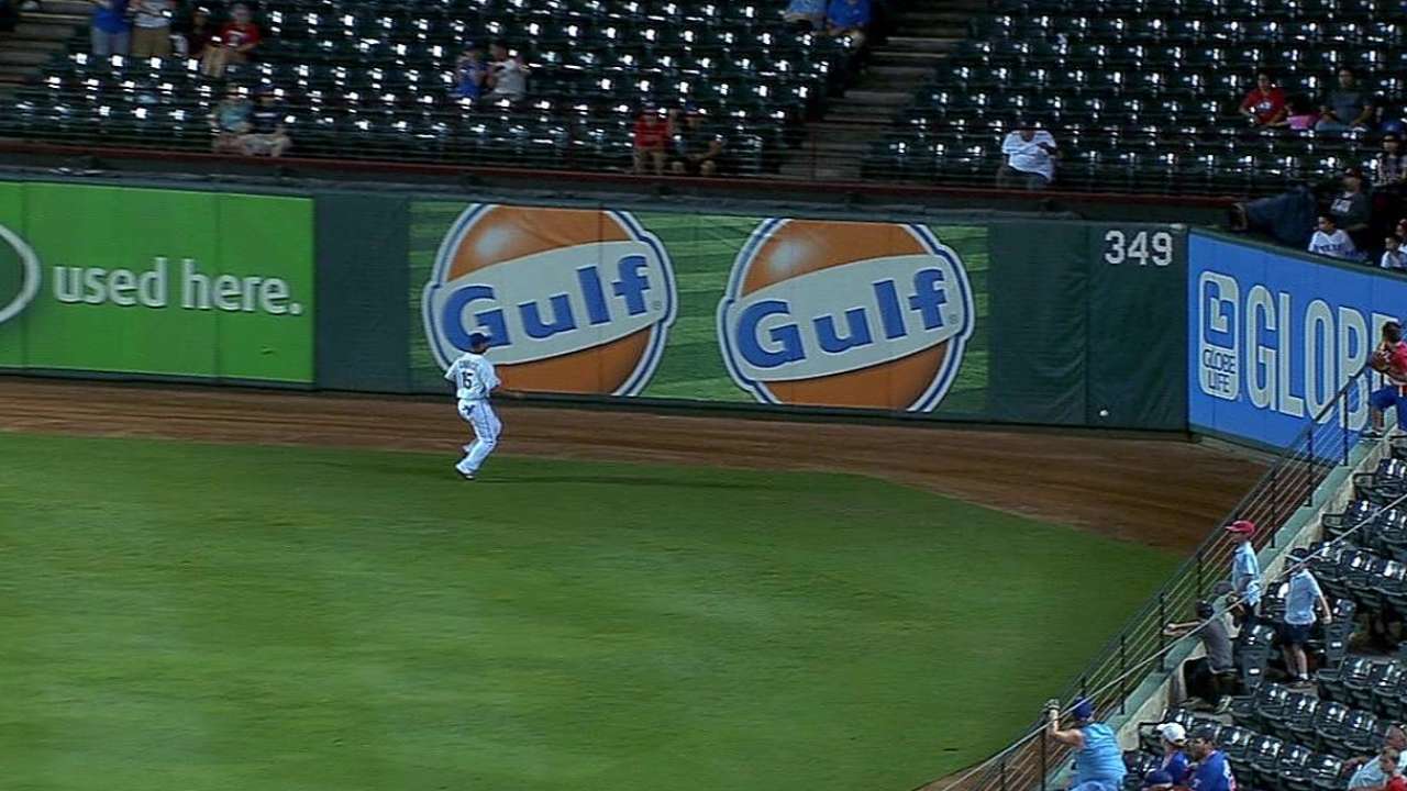 Raro triple de Pujols ayudó a victoria de Angelinos
