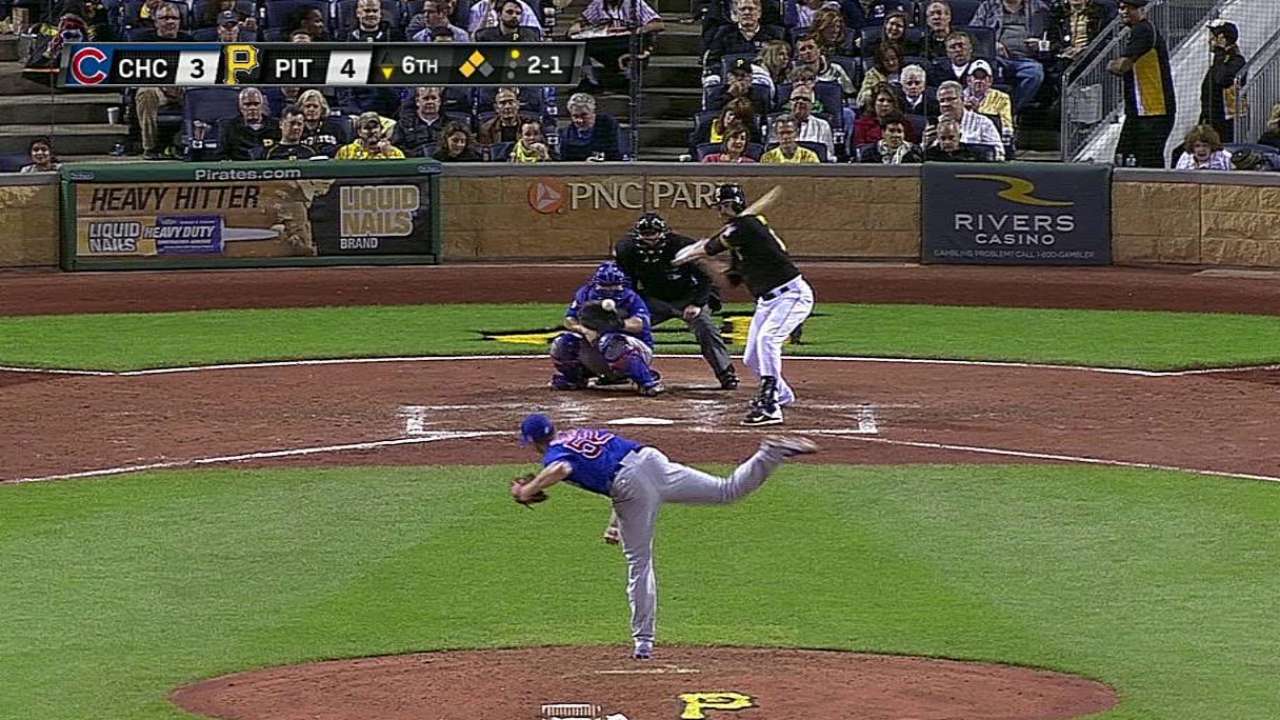 Renovados Piratas siguen calientes, vencen a Cubs