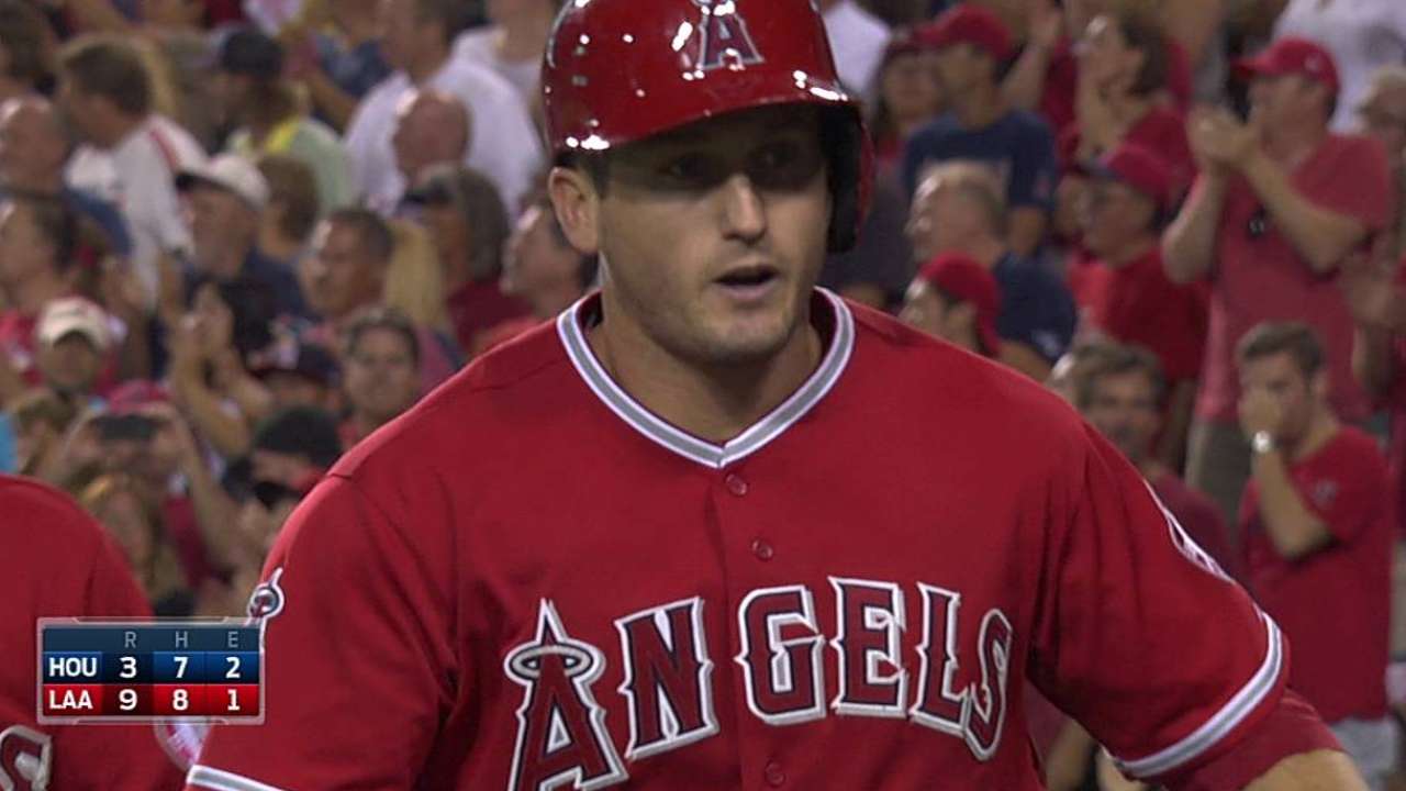 Freese brilla y le da a los Angels 9no éxito en fila
