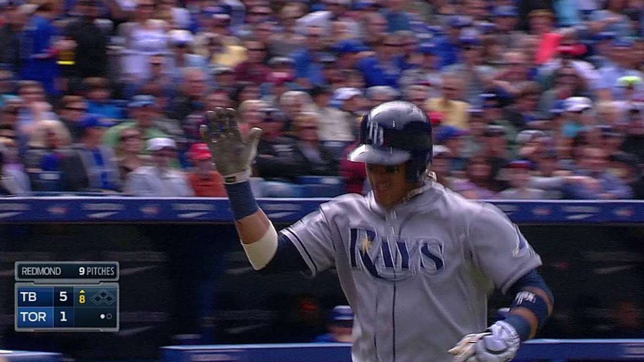 Rays rescatan triunfo sobre Azulejos en 10 innings