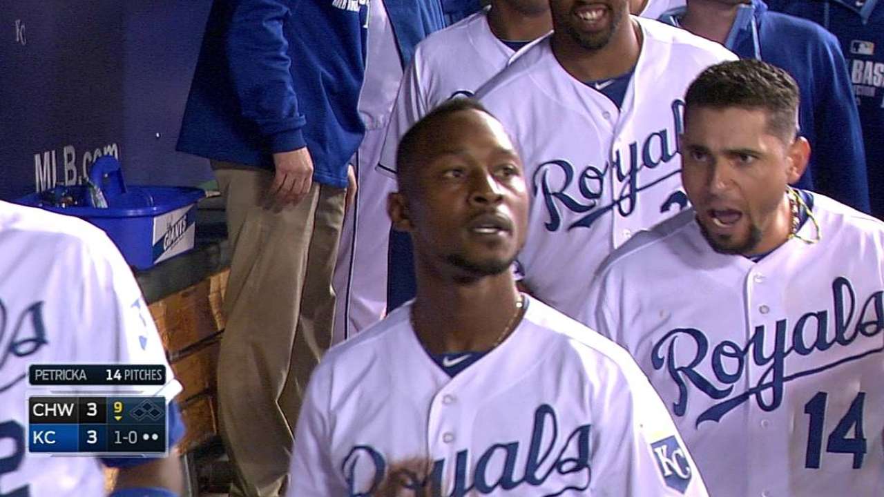 Dyson ties game on wild pitch