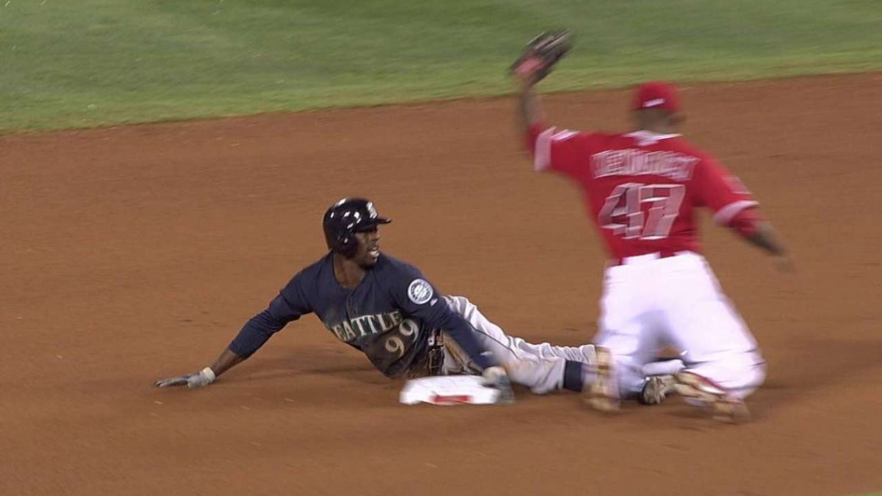 Jones steals second
