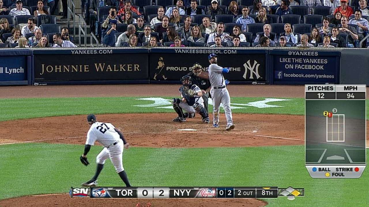 Blue Jays fall to Yanks on Lind's error in ninth