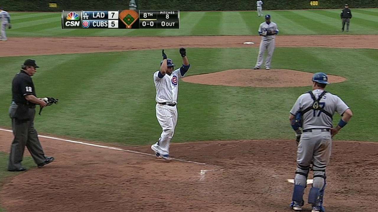 Cubs outslugged in final '14 day game at Wrigley