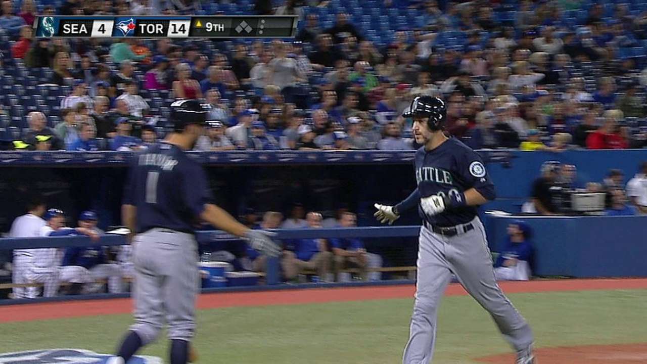 Cubs add veteran Denorfia to outfield mix