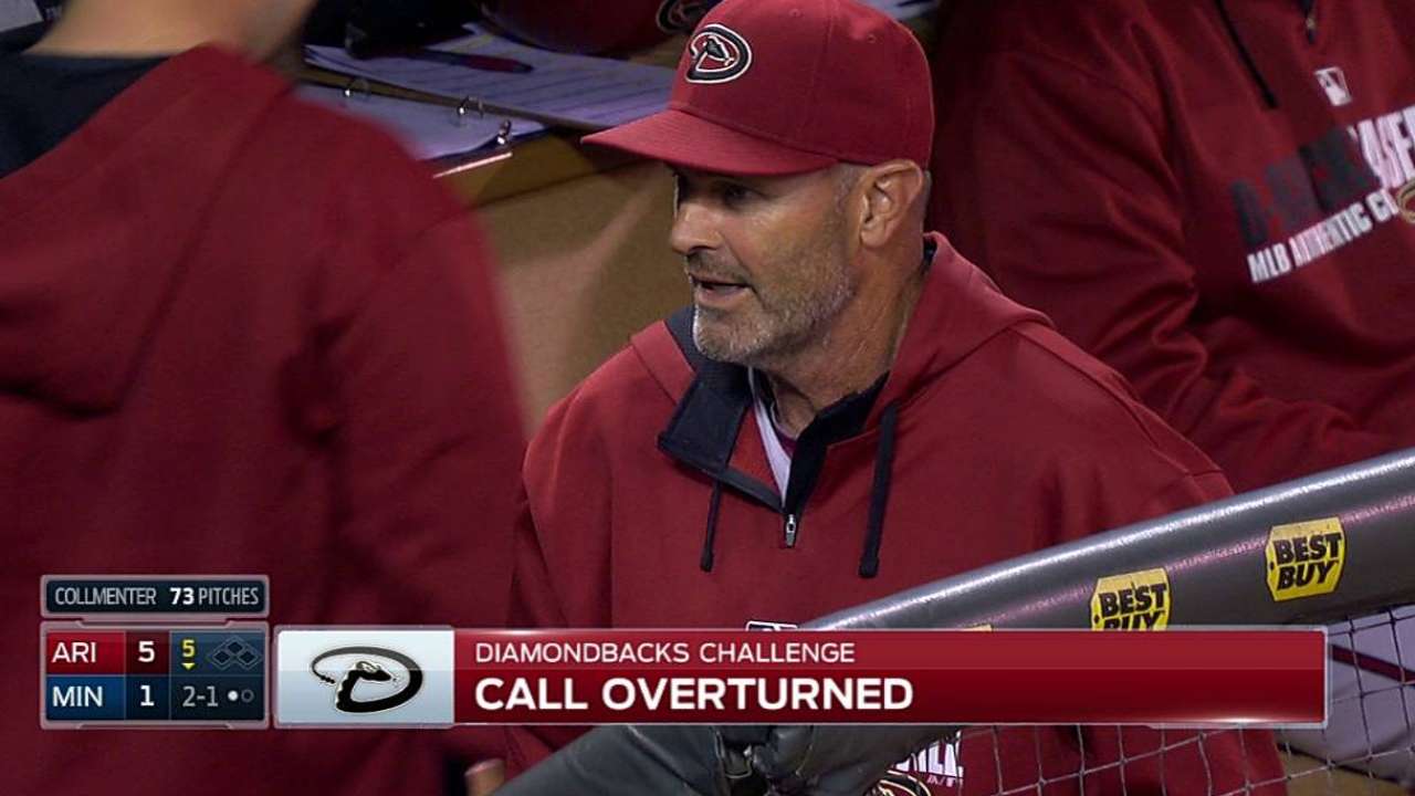 D-backs challenge, get call overturned against Twins
